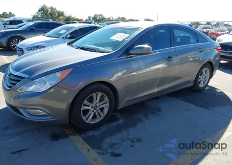 2013 Hyundai Sonata Gls z USA, uszkodzony, nr VIN 5NPEB4AC2DH758625